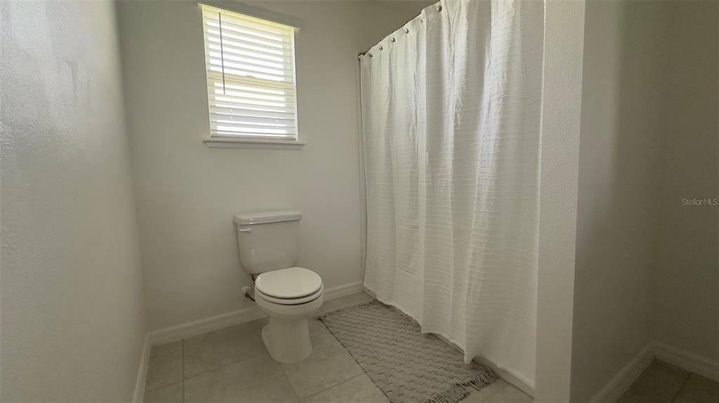 En Renta: $1,950 (3 camas, 2 baños, 1652 Pies cuadrados)