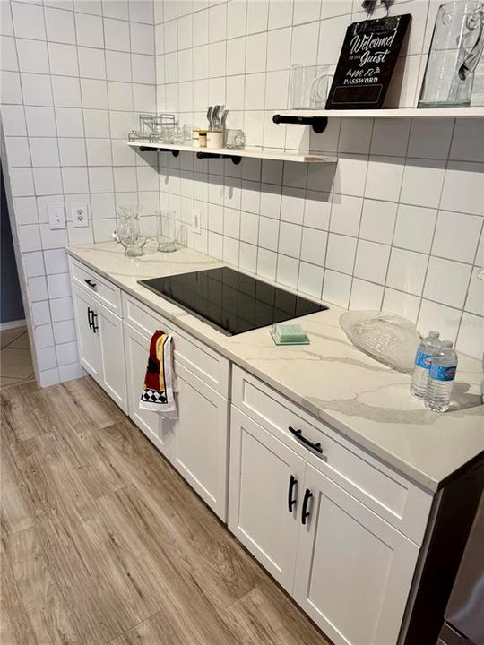 На продажу: $356,000 (3 спален, 2 ванн, 1570 Квадратных фут)