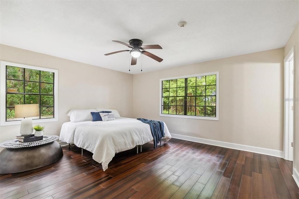 En Venta: $449,999 (3 camas, 2 baños, 1695 Pies cuadrados)