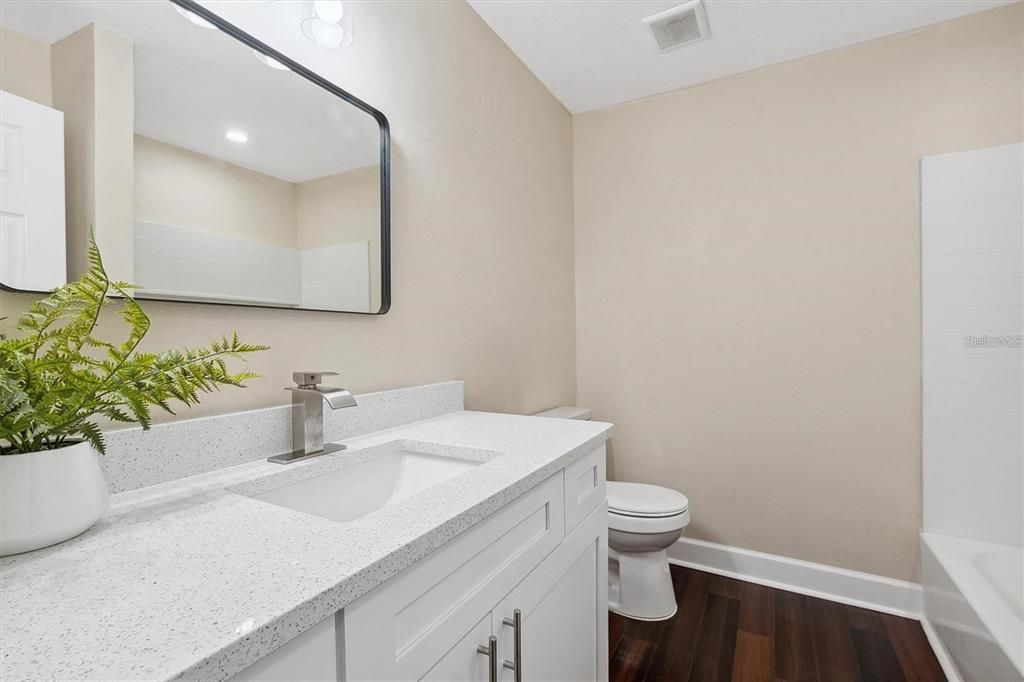 En Venta: $449,999 (3 camas, 2 baños, 1695 Pies cuadrados)