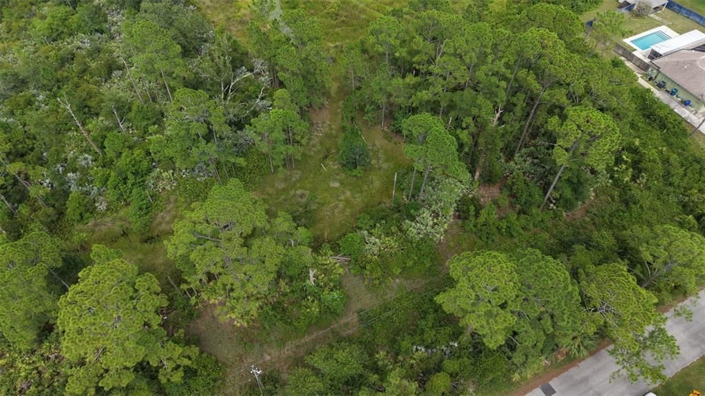 На продажу: $62,500 (0.76 acres)
