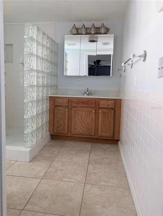 На продажу: $474,999 (4 спален, 3 ванн, 2252 Квадратных фут)