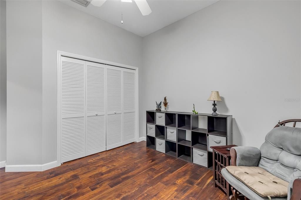 Activo con contrato: $825,000 (4 camas, 3 baños, 2655 Pies cuadrados)