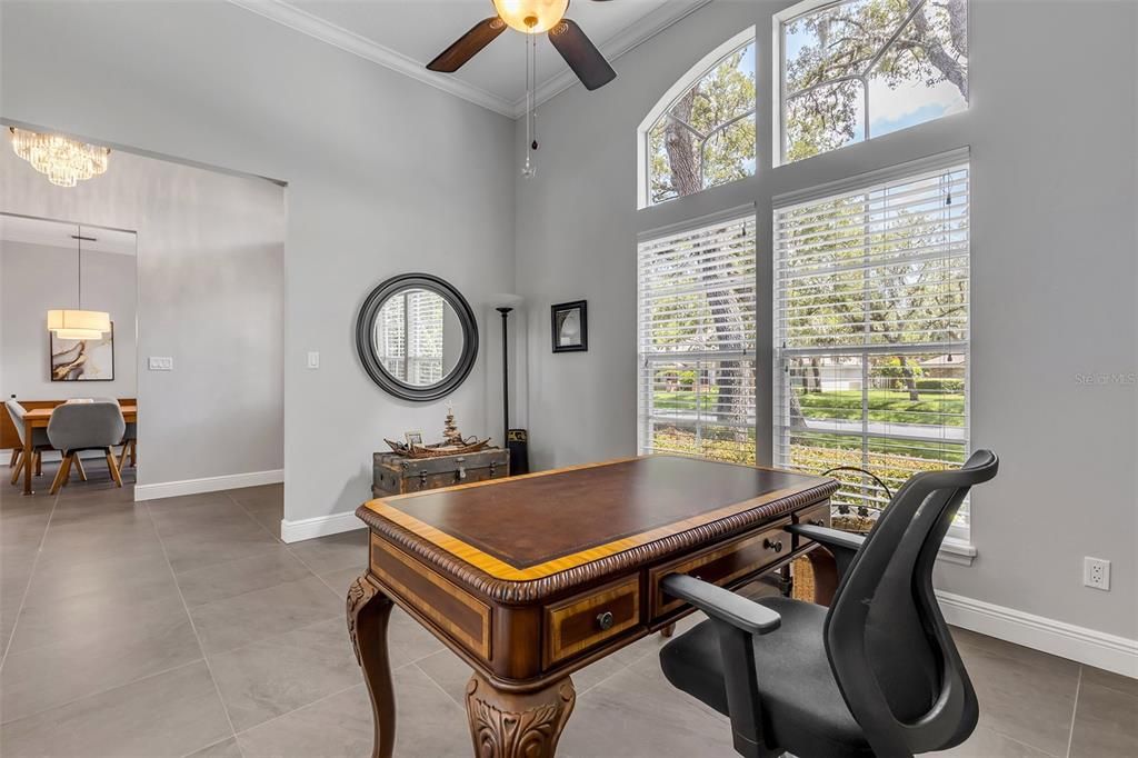 Activo con contrato: $825,000 (4 camas, 3 baños, 2655 Pies cuadrados)
