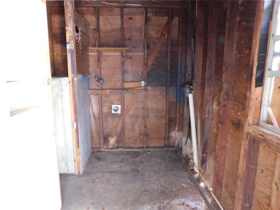 For Sale: $199,900 (3 beds, 1 baths, 1152 Square Feet)