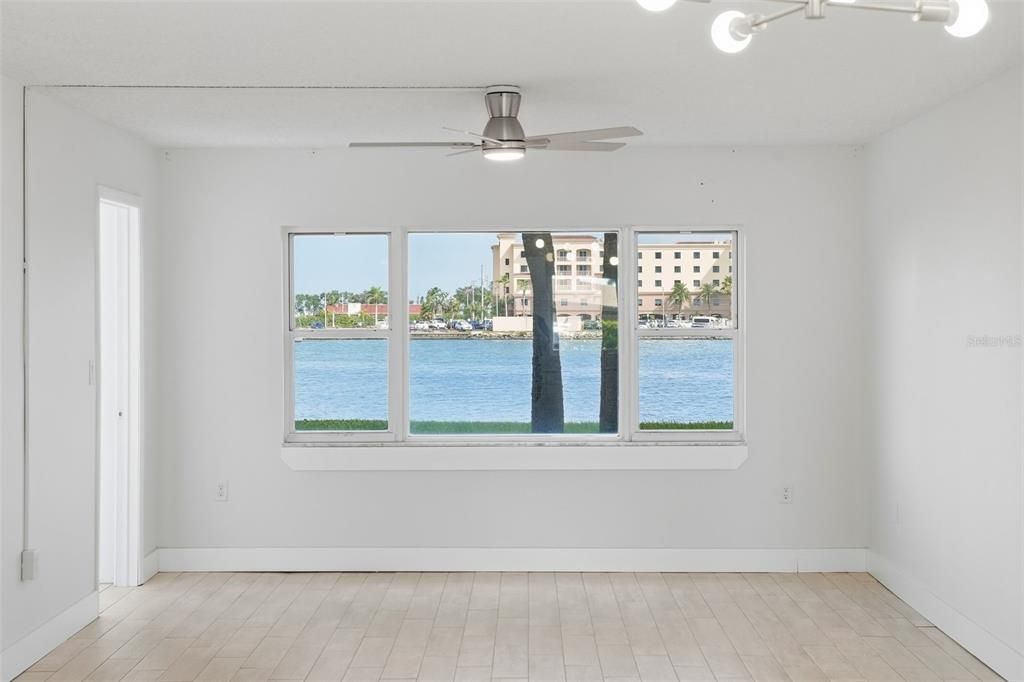 В аренду: $1,985 (2 спален, 2 ванн, 1050 Квадратных фут)