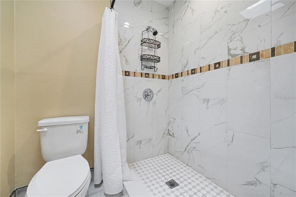 На продажу: $325,000 (3 спален, 2 ванн, 1680 Квадратных фут)