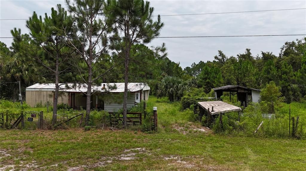 На продажу: $220,000 (10.31 acres)