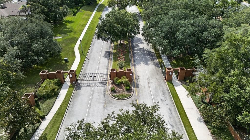 En Venta: $449,900 (4 camas, 2 baños, 1750 Pies cuadrados)