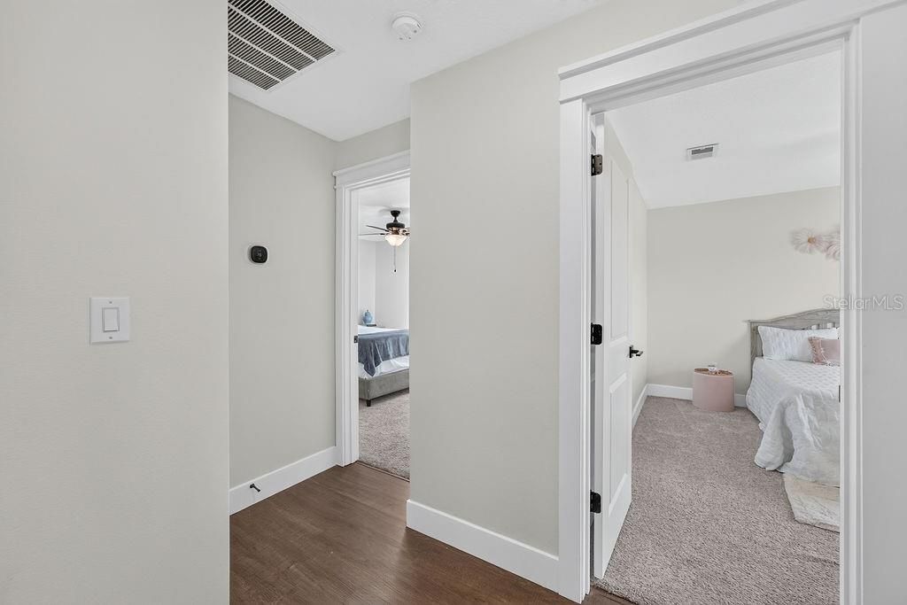 En Venta: $449,900 (4 camas, 2 baños, 1750 Pies cuadrados)