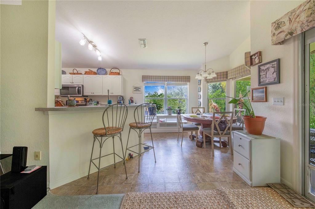 На продажу: $329,000 (3 спален, 2 ванн, 1509 Квадратных фут)