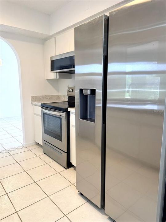 На продажу: $345,000 (3 спален, 2 ванн, 1779 Квадратных фут)