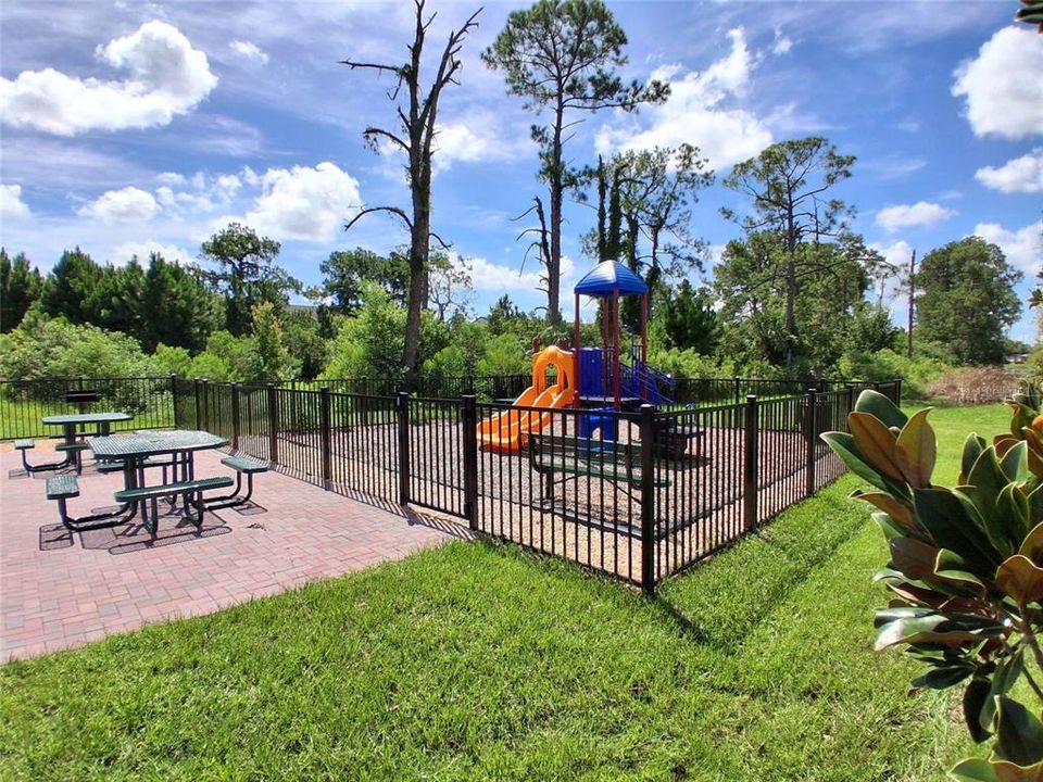For Rent: $1,700 (2 beds, 2 baths, 1023 Square Feet)