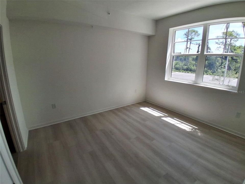 For Rent: $1,700 (2 beds, 2 baths, 1023 Square Feet)