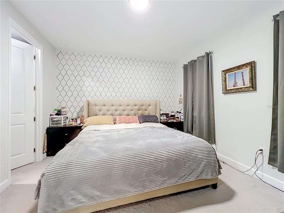 En Venta: $434,980 (3 camas, 3 baños, 1456 Pies cuadrados)