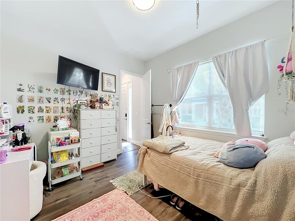 En Venta: $434,980 (3 camas, 3 baños, 1456 Pies cuadrados)