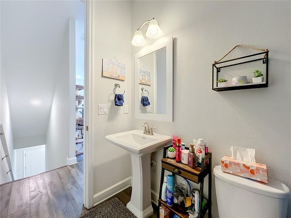 En Venta: $434,980 (3 camas, 3 baños, 1456 Pies cuadrados)