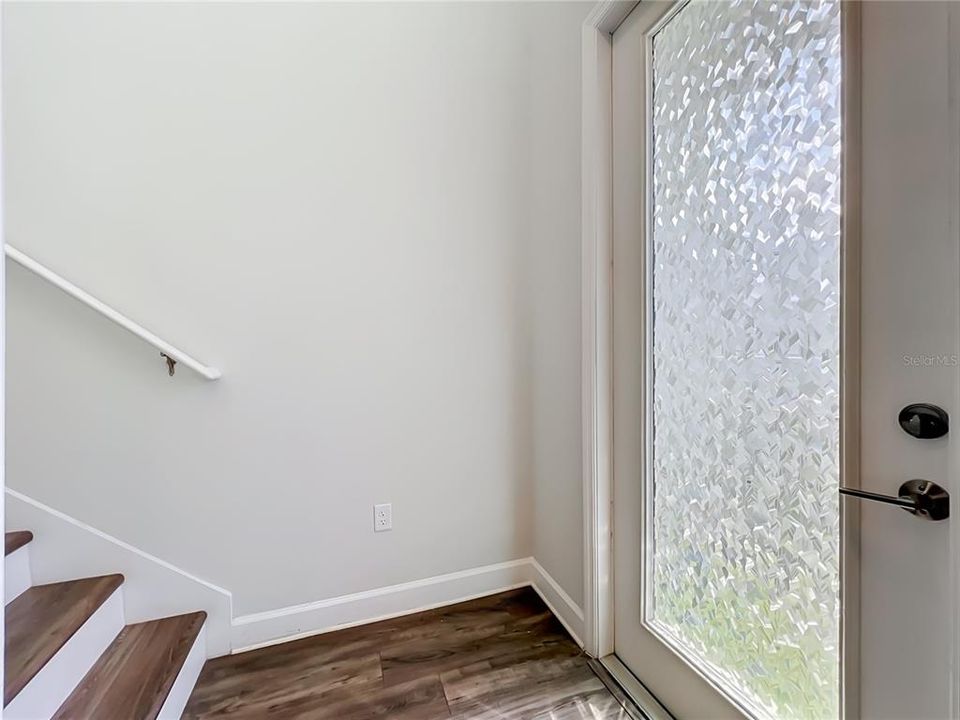 En Venta: $434,980 (3 camas, 3 baños, 1456 Pies cuadrados)