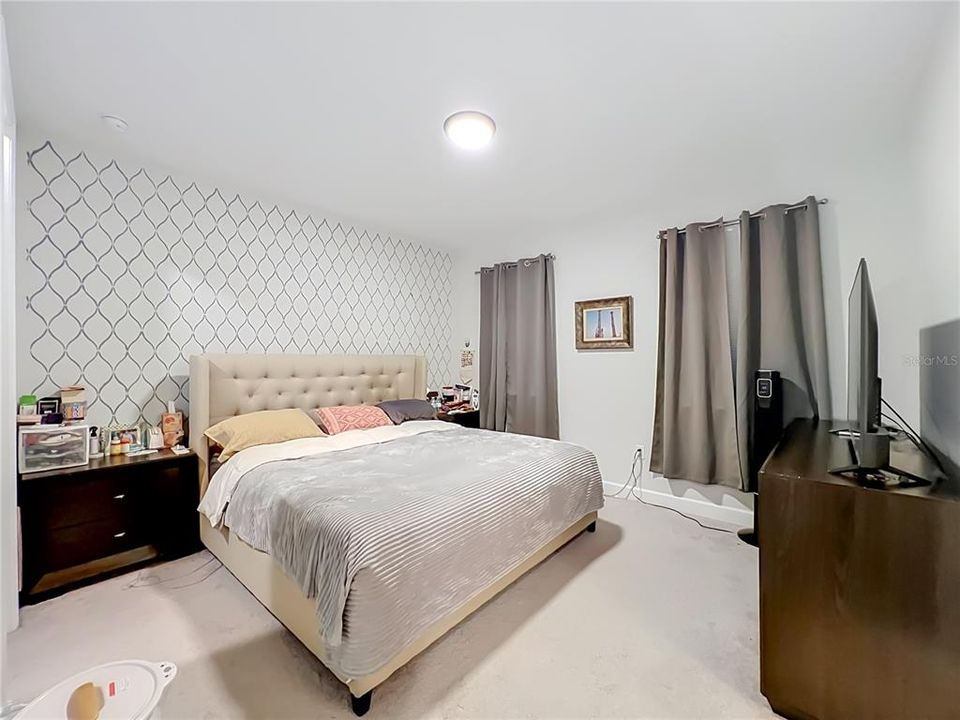 En Venta: $434,980 (3 camas, 3 baños, 1456 Pies cuadrados)