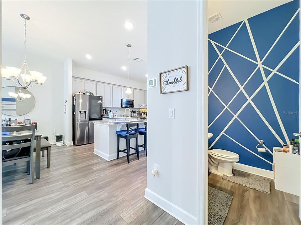 En Venta: $434,980 (3 camas, 3 baños, 1456 Pies cuadrados)