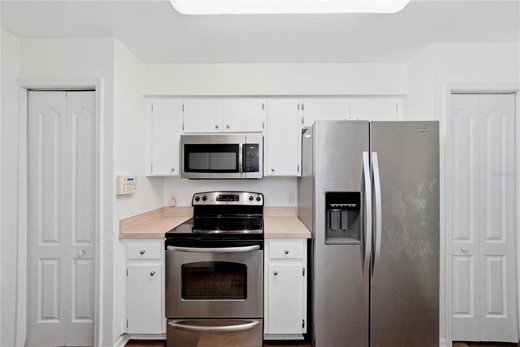 En Venta: $335,000 (3 camas, 2 baños, 1162 Pies cuadrados)