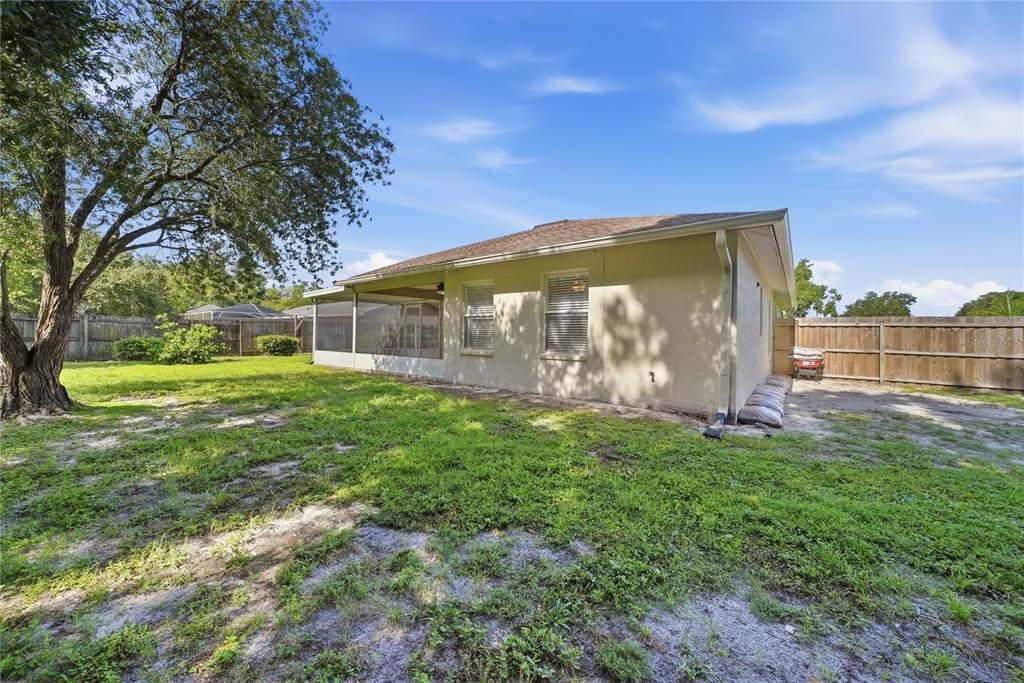 En Venta: $335,000 (3 camas, 2 baños, 1162 Pies cuadrados)