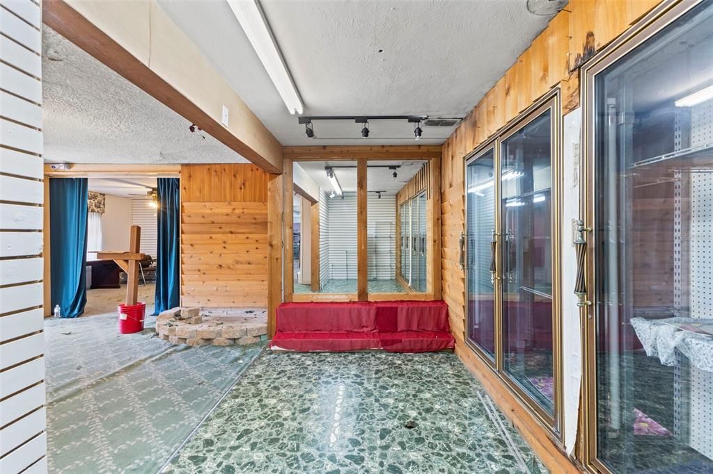 На продажу: $599,999 (0 спален, 0 ванн, 4934 Квадратных фут)