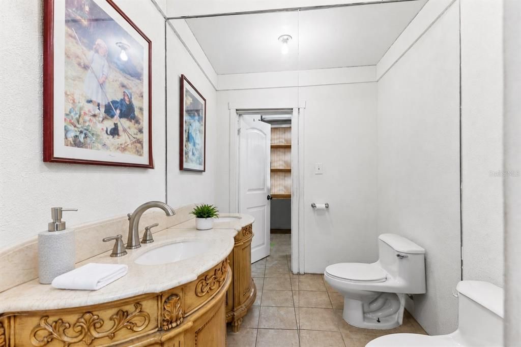 На продажу: $599,999 (0 спален, 0 ванн, 4934 Квадратных фут)