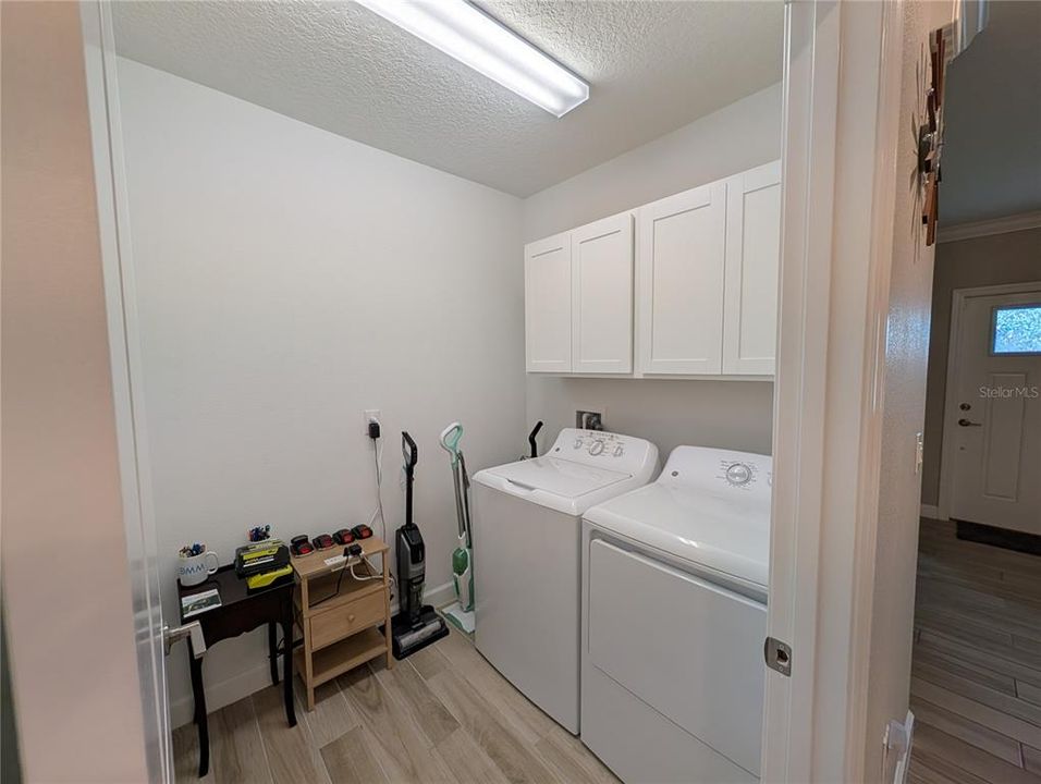 Activo con contrato: $287,500 (2 camas, 2 baños, 1603 Pies cuadrados)