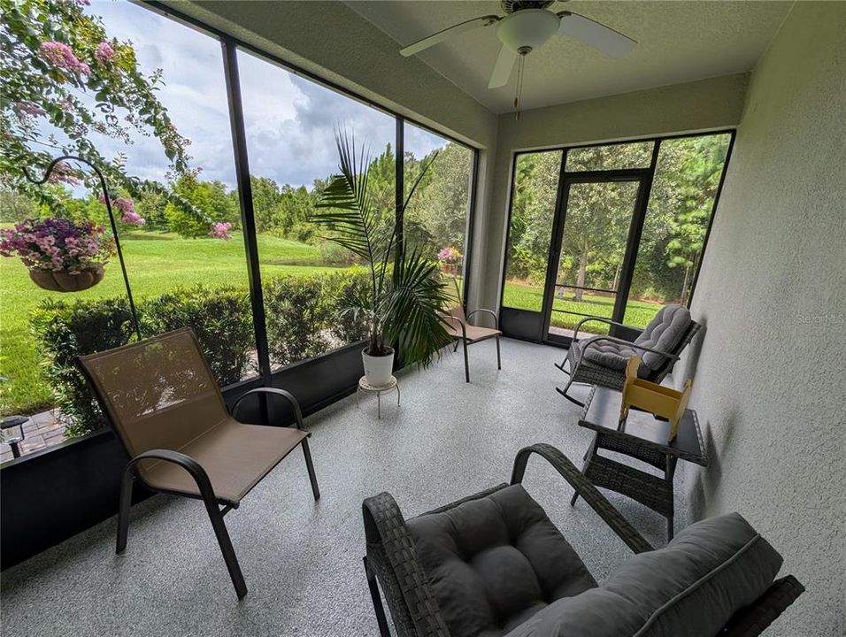 Activo con contrato: $287,500 (2 camas, 2 baños, 1603 Pies cuadrados)