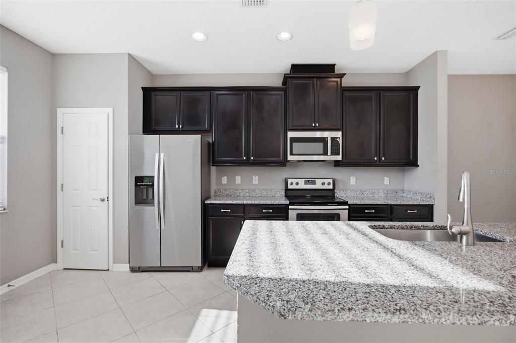 En Venta: $349,000 (3 camas, 2 baños, 1748 Pies cuadrados)