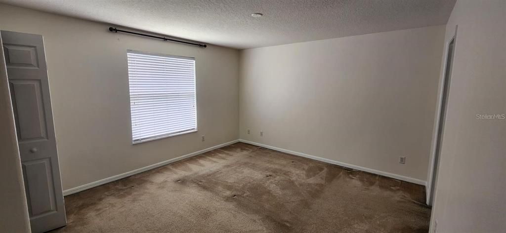 En Renta: $1,950 (3 camas, 2 baños, 1495 Pies cuadrados)