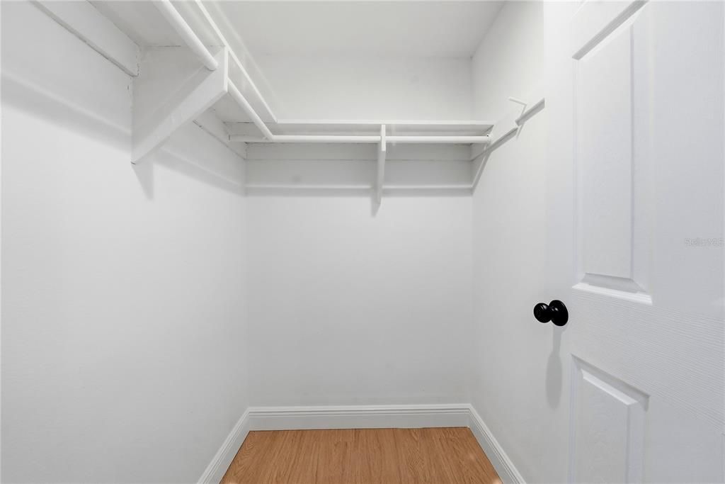 En Venta: $349,900 (3 camas, 2 baños, 1825 Pies cuadrados)