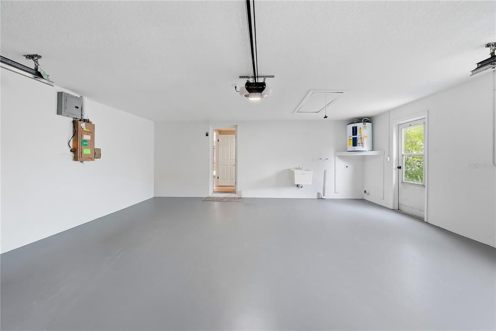 En Venta: $349,900 (3 camas, 2 baños, 1825 Pies cuadrados)
