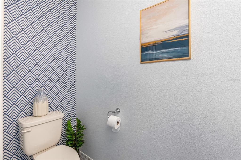 For Sale: $409,000 (5 beds, 3 baths, 2889 Square Feet)