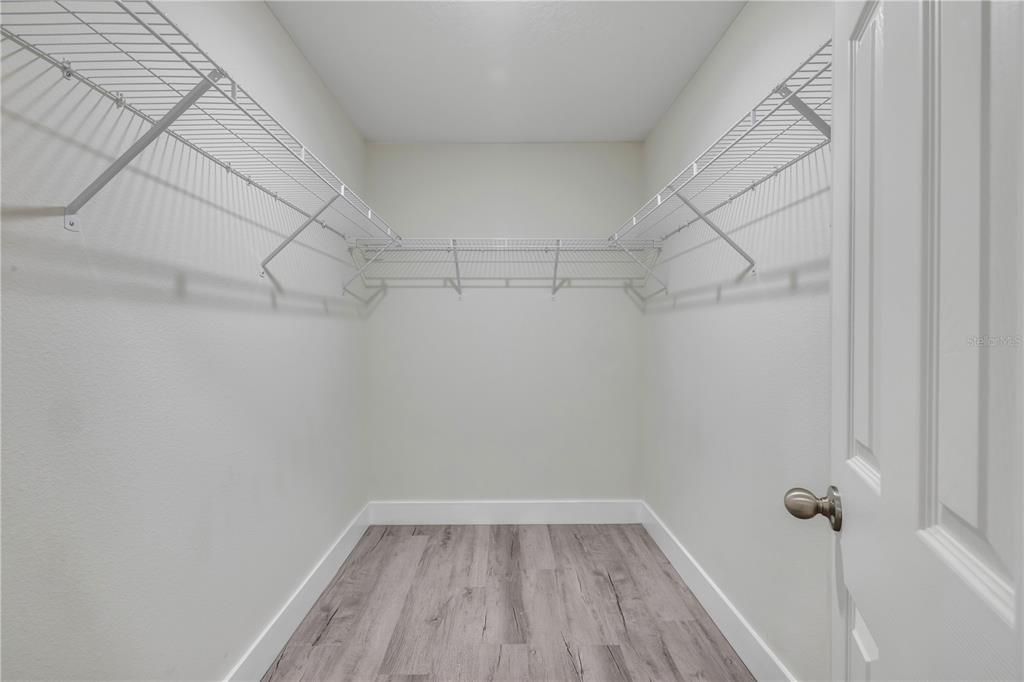 En Venta: $305,000 (3 camas, 2 baños, 1549 Pies cuadrados)