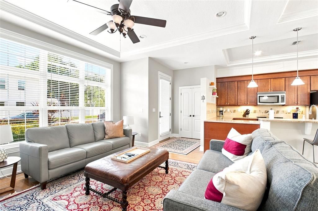 En Venta: $724,900 (3 camas, 2 baños, 2302 Pies cuadrados)