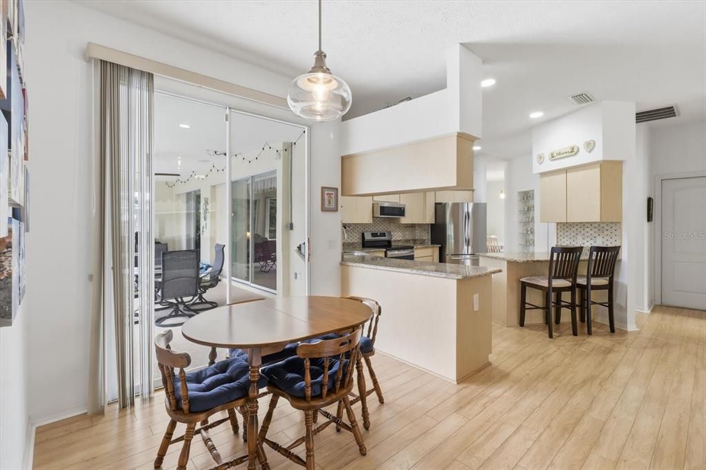 For Sale: $360,000 (3 beds, 2 baths, 2122 Square Feet)