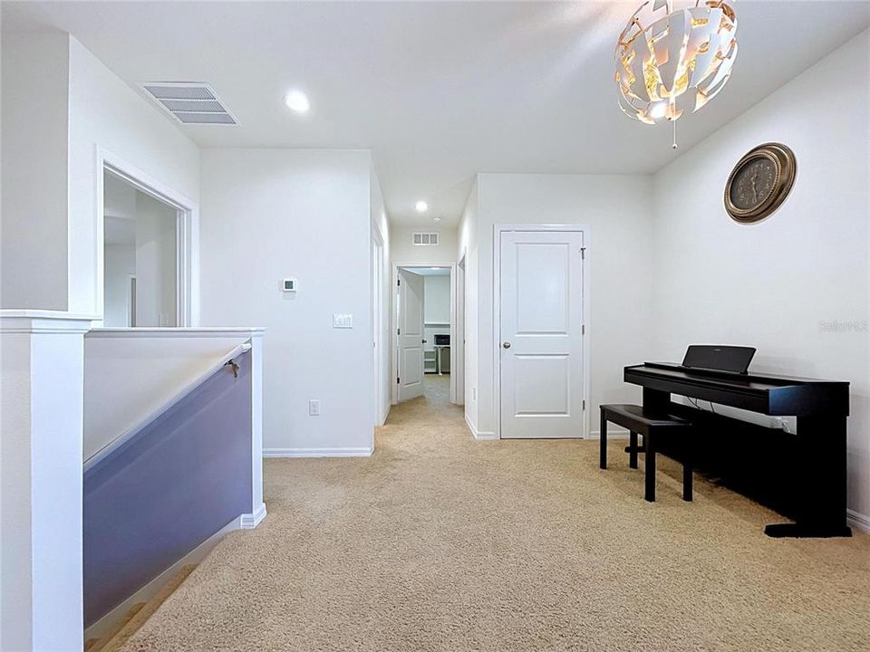 En Venta: $465,000 (4 camas, 2 baños, 2260 Pies cuadrados)
