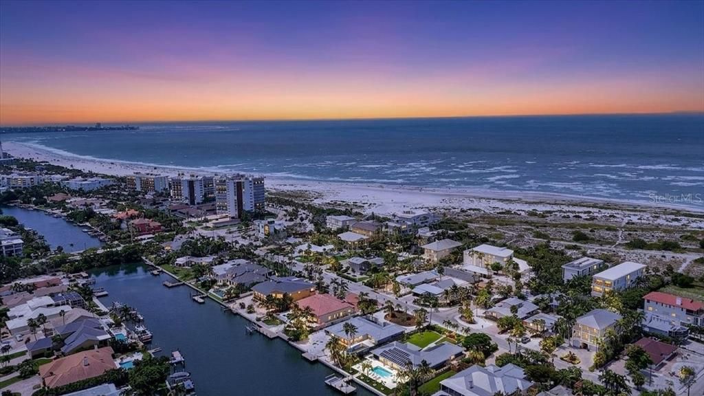 En Venta: $5,000,000 (3 camas, 3 baños, 3236 Pies cuadrados)