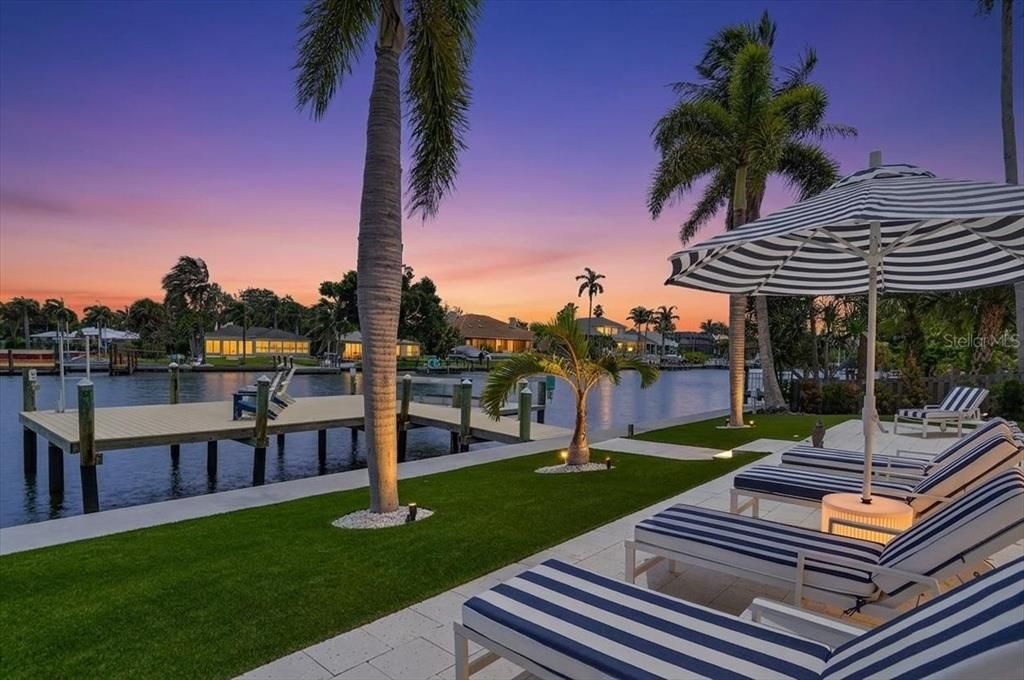 En Venta: $5,000,000 (3 camas, 3 baños, 3236 Pies cuadrados)