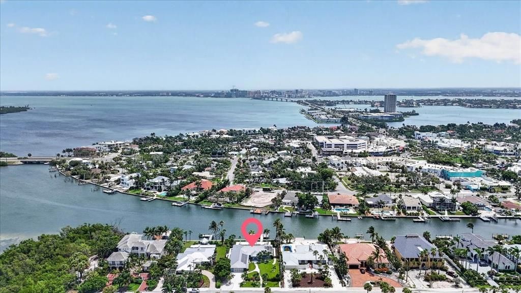 En Venta: $5,000,000 (3 camas, 3 baños, 3236 Pies cuadrados)