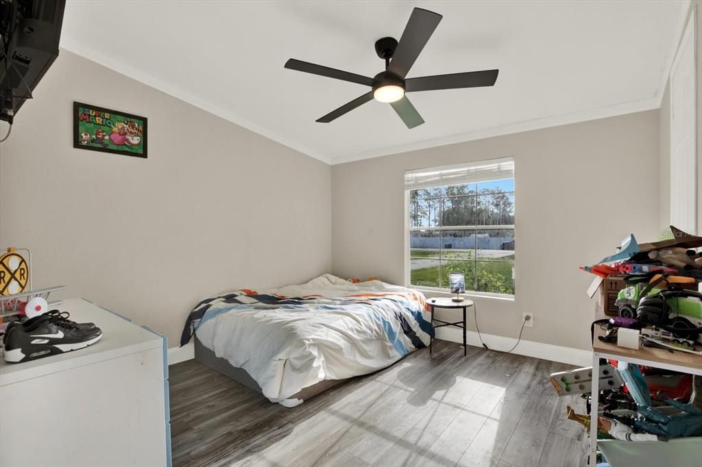 En Venta: $399,000 (4 camas, 2 baños, 2280 Pies cuadrados)