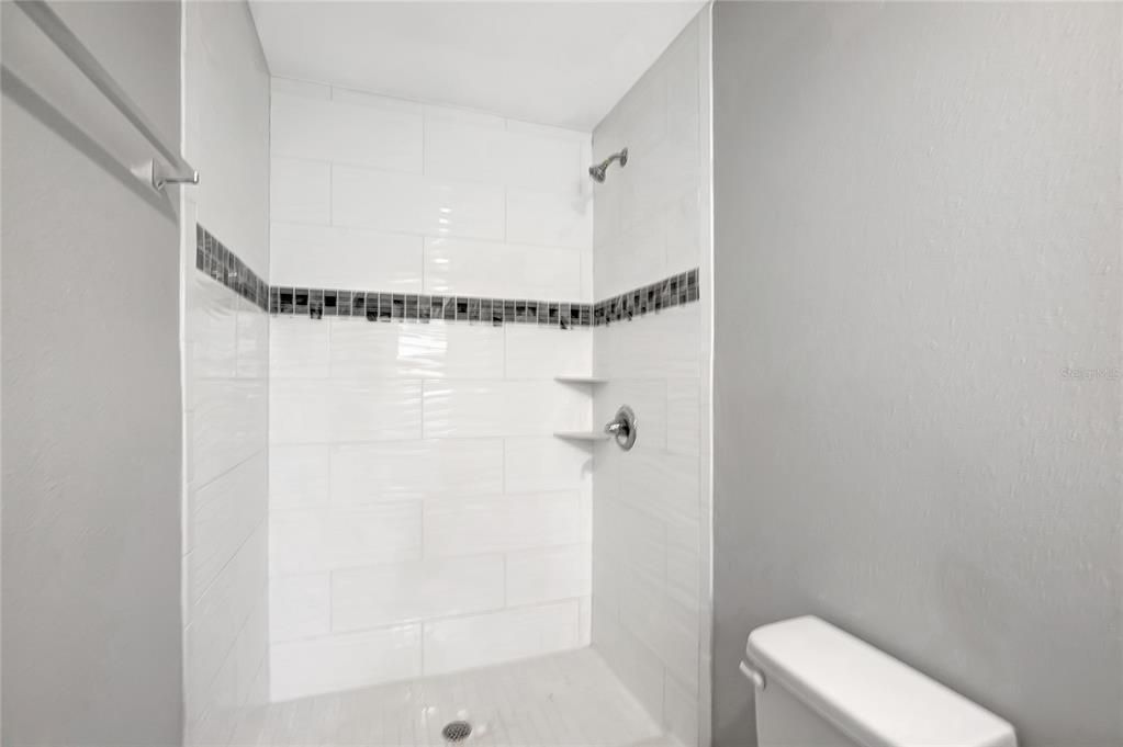 На продажу: $369,900 (3 спален, 2 ванн, 1567 Квадратных фут)