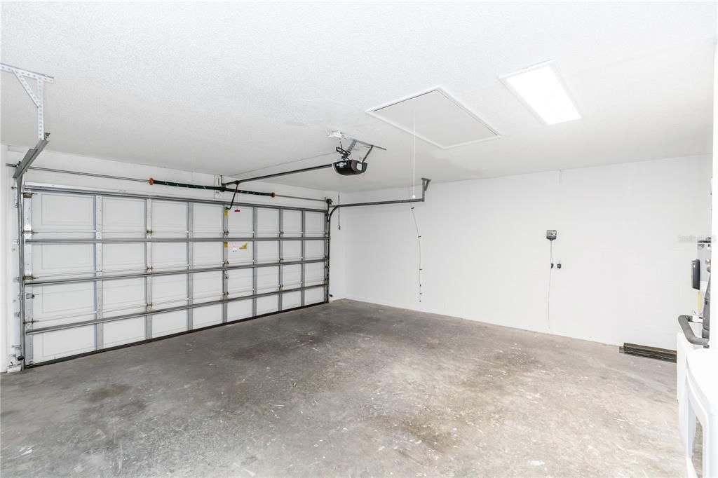 For Sale: $355,000 (3 beds, 2 baths, 1254 Square Feet)