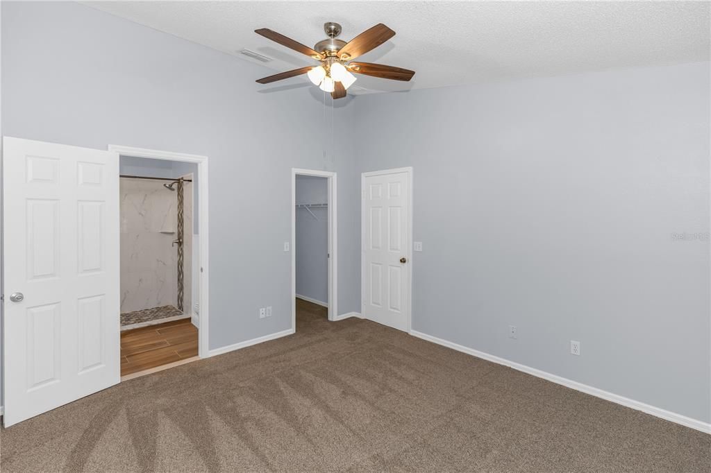 For Sale: $355,000 (3 beds, 2 baths, 1254 Square Feet)