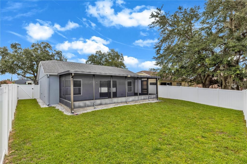 For Sale: $355,000 (3 beds, 2 baths, 1254 Square Feet)
