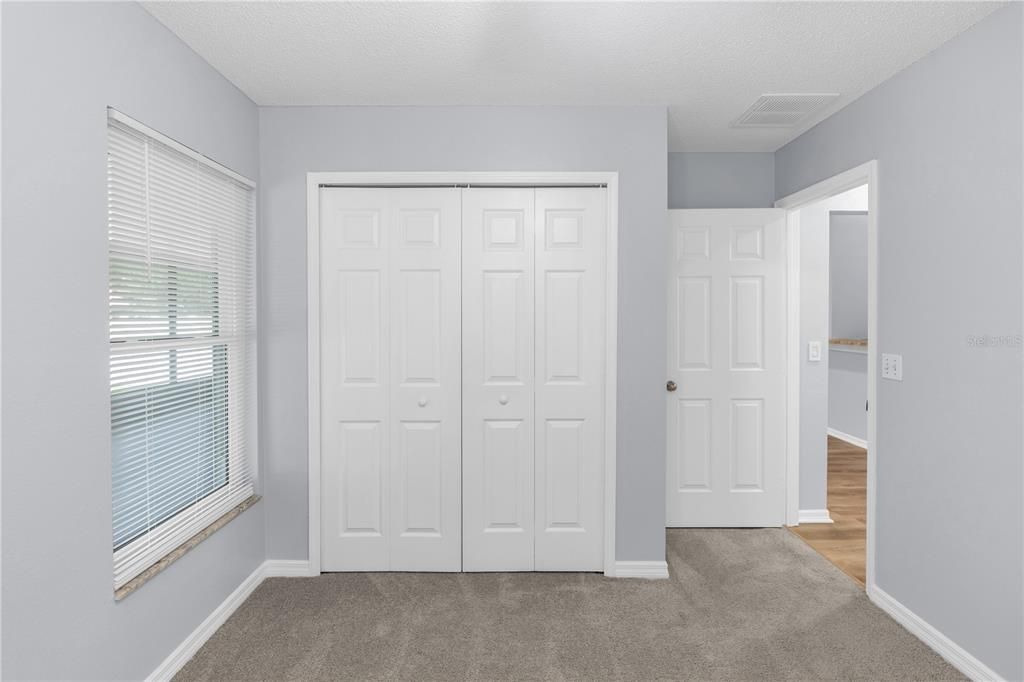 For Sale: $355,000 (3 beds, 2 baths, 1254 Square Feet)