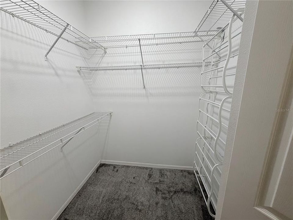En Renta: $4,300 (4 camas, 3 baños, 3000 Pies cuadrados)