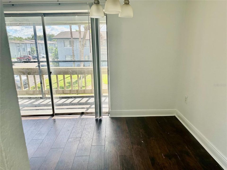 En Venta: $139,900 (3 camas, 2 baños, 1270 Pies cuadrados)